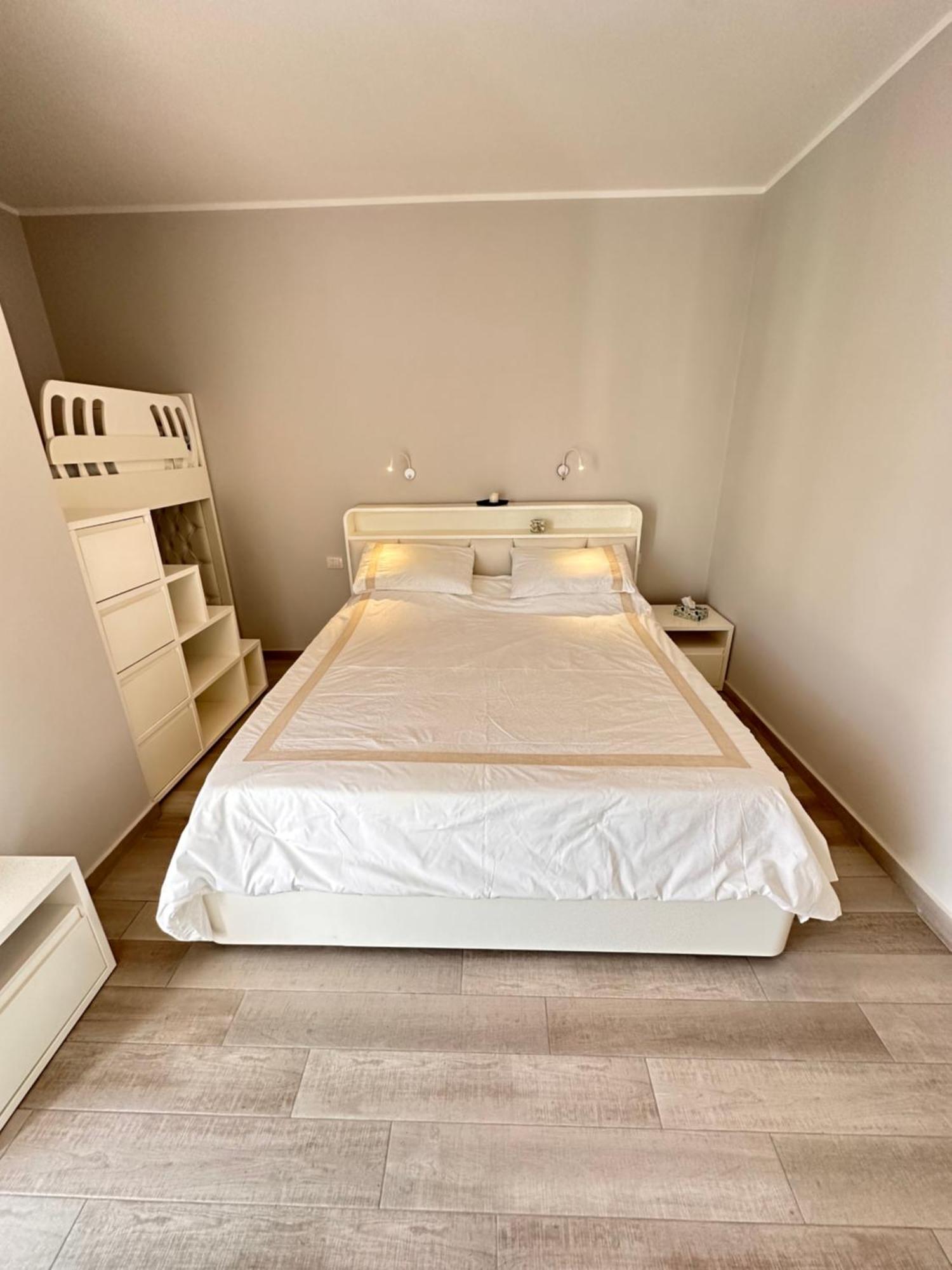 Domus Illyricum Apartment ดูร์เรส ภายนอก รูปภาพ